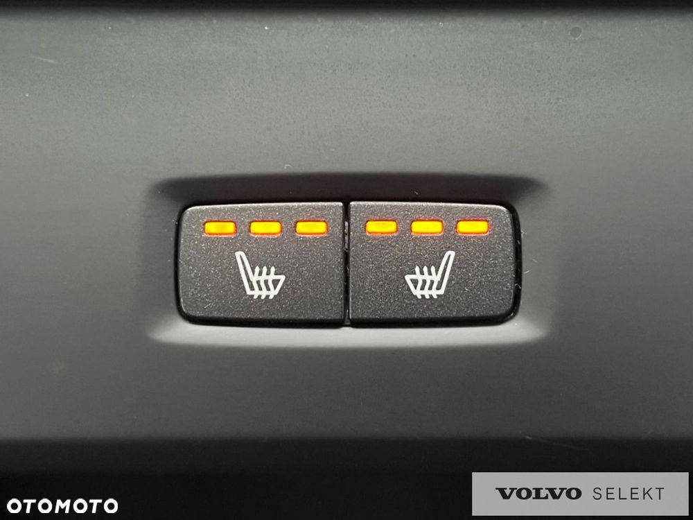Volvo XC 90 - 31