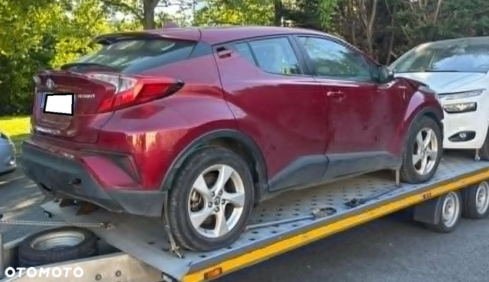 Toyota C-HR Lounge - 2