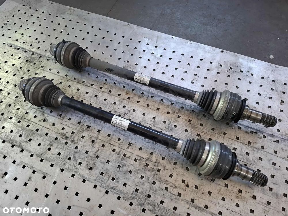 PÓŁOŚ TYLNA TYŁ PÓŁOŚKA 95B501203 PORSCHE MACAN 95B 3,6 - 3