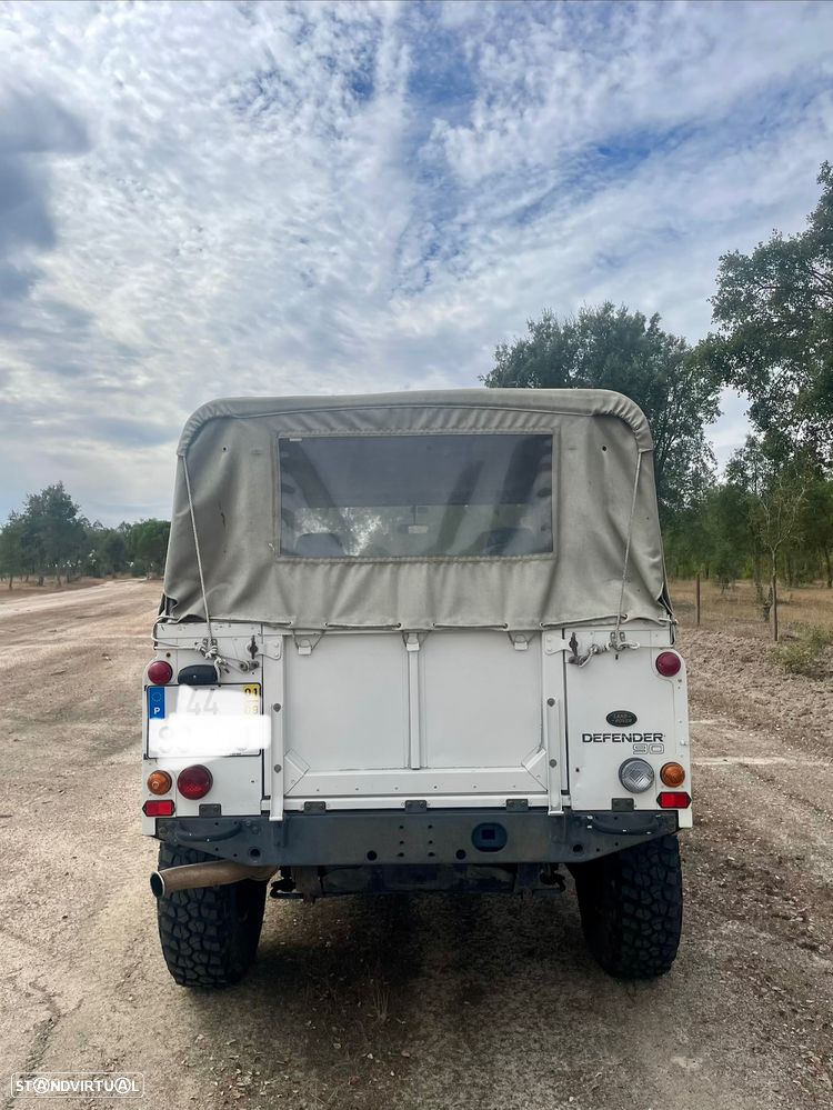 Land Rover Defender 90 2.5 Td5 Soft Top - 9