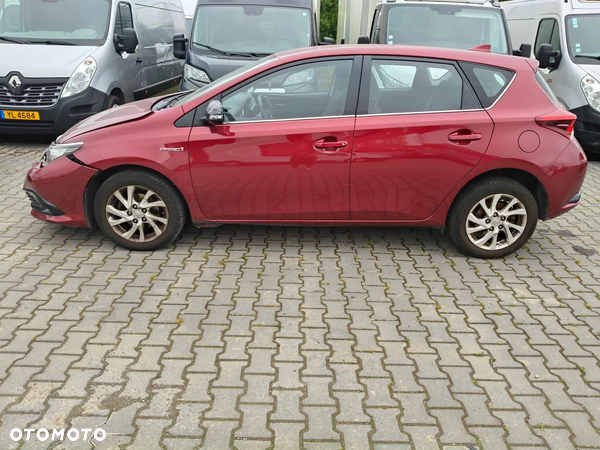 Toyota Auris 1.8 VVT-i Hybrid Automatik Design Edition