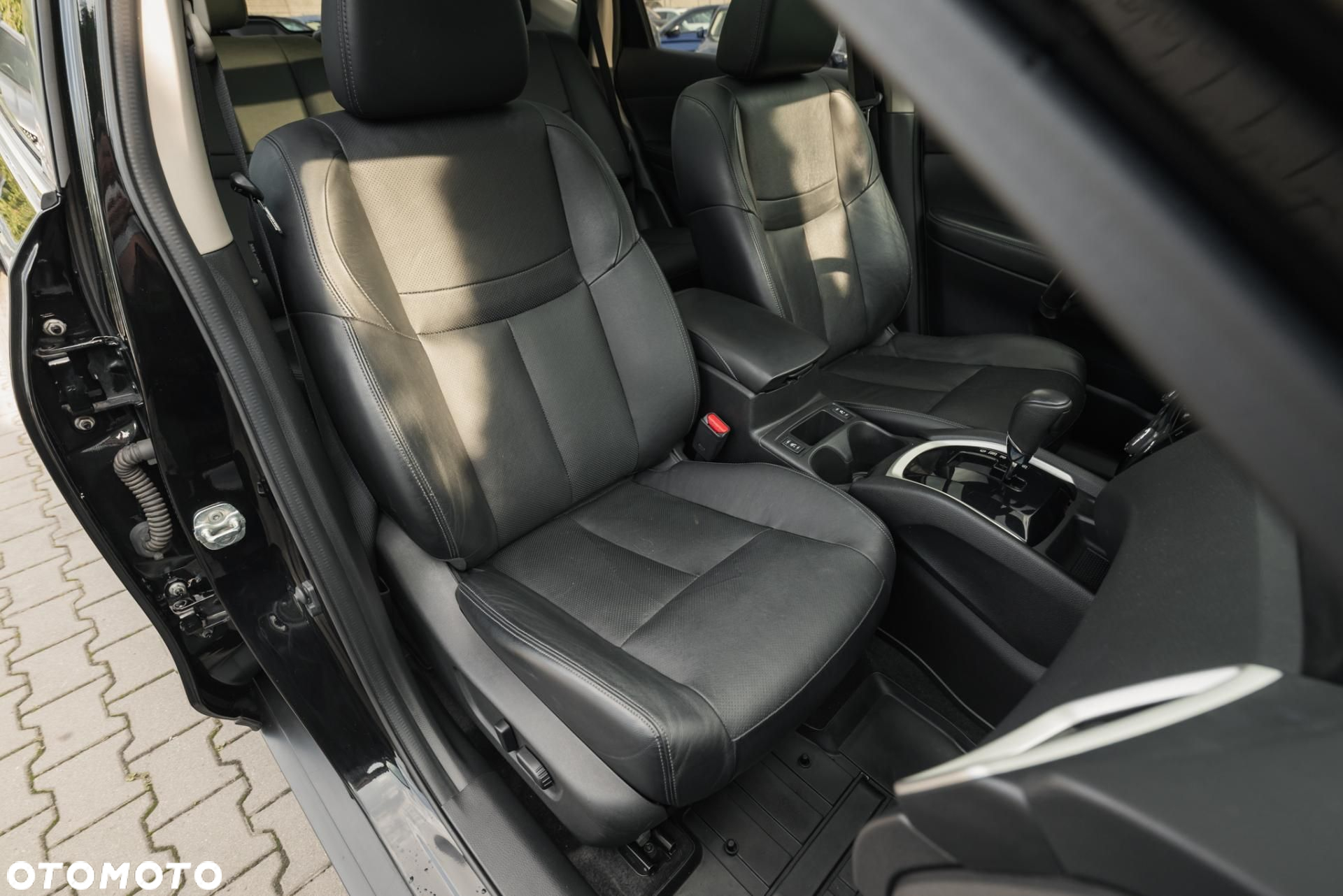 Nissan X-Trail - 15