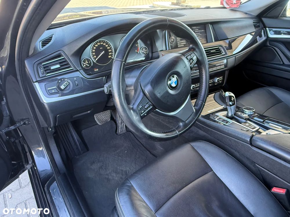 BMW Seria 5 520d Luxury Line - 7