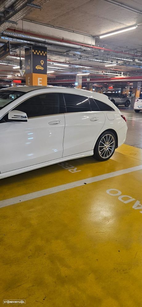 Mercedes-Benz CLA 200 d Shooting Brake AMG Line - 10