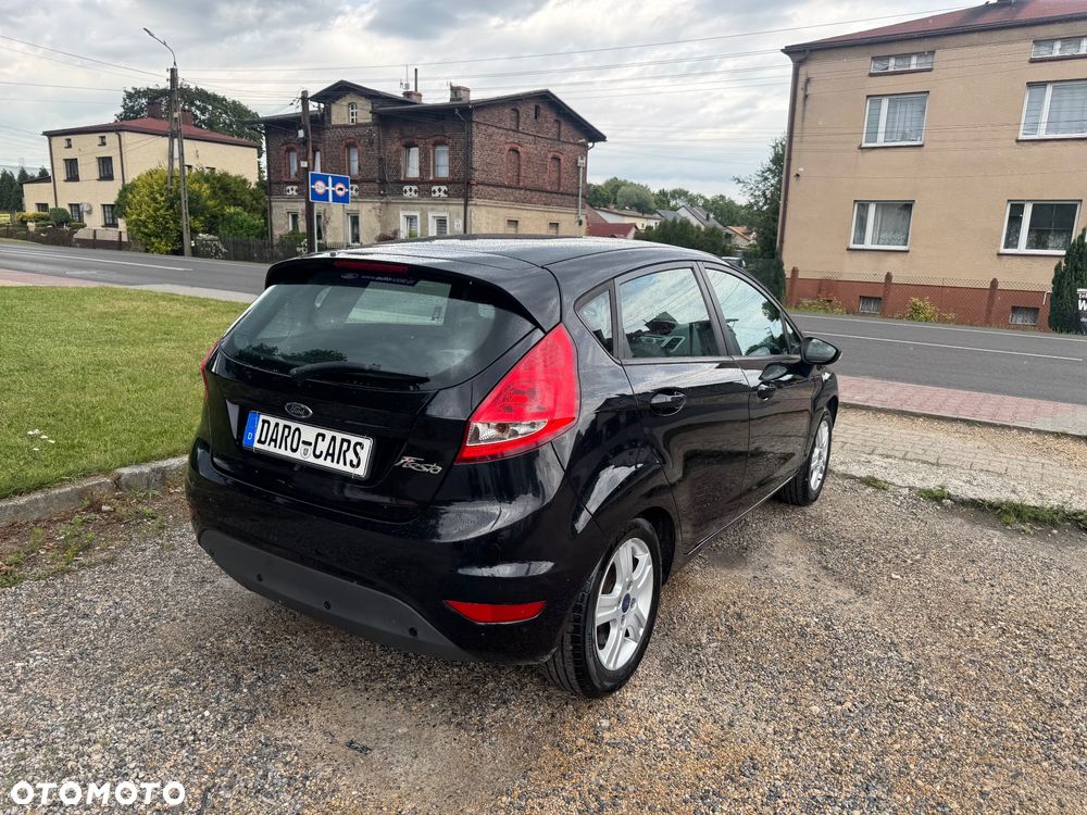 Ford Fiesta 1.25 Champions Edition - 4
