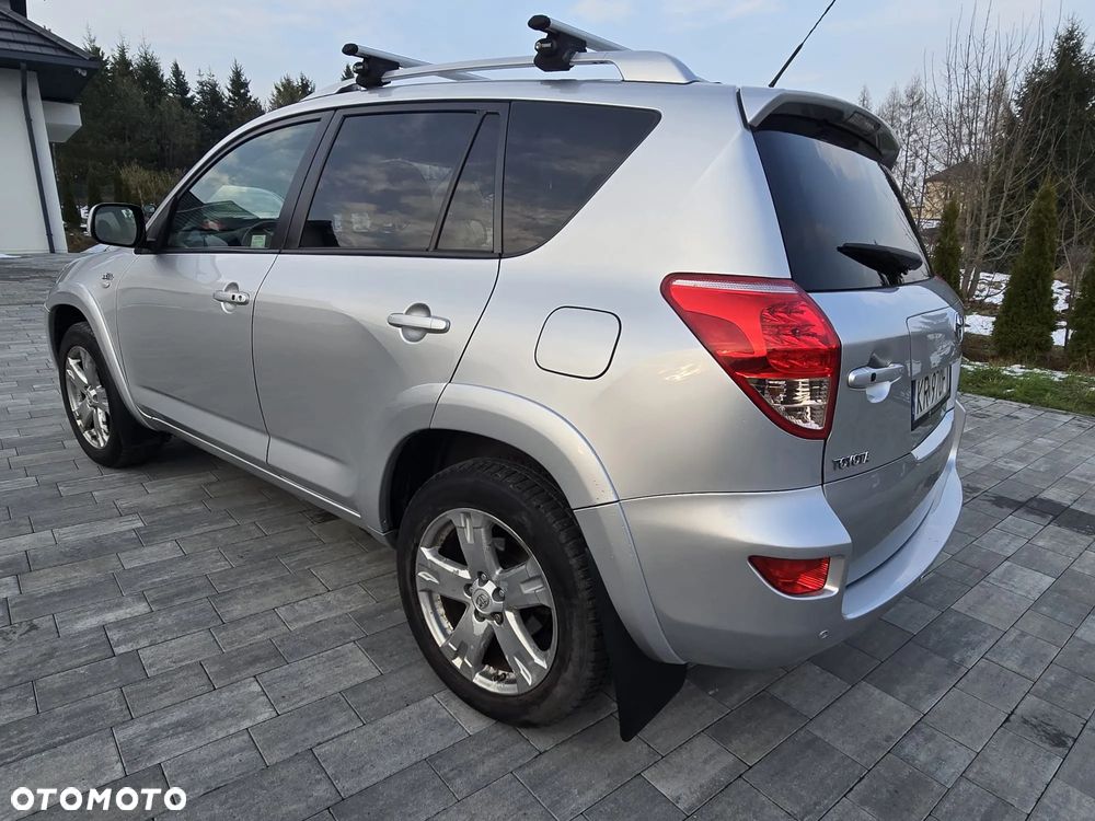 Toyota RAV4 2.2 D-4D Sol 180 - 3