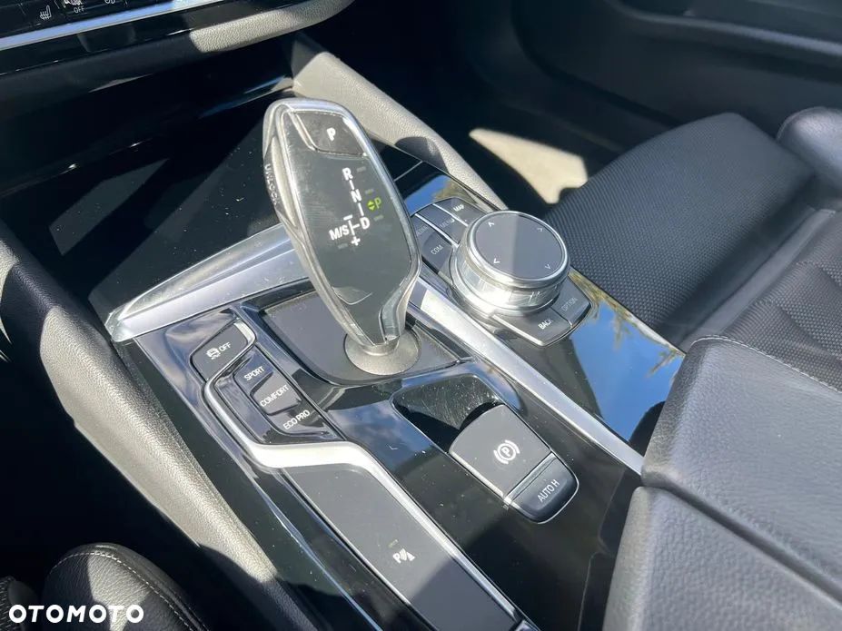 BMW Seria 5 520d Luxury Line - 20