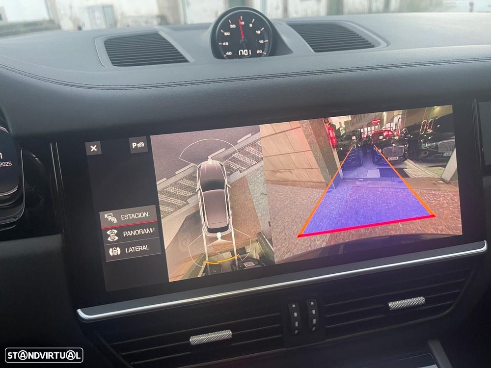 Porsche Cayenne S - 29