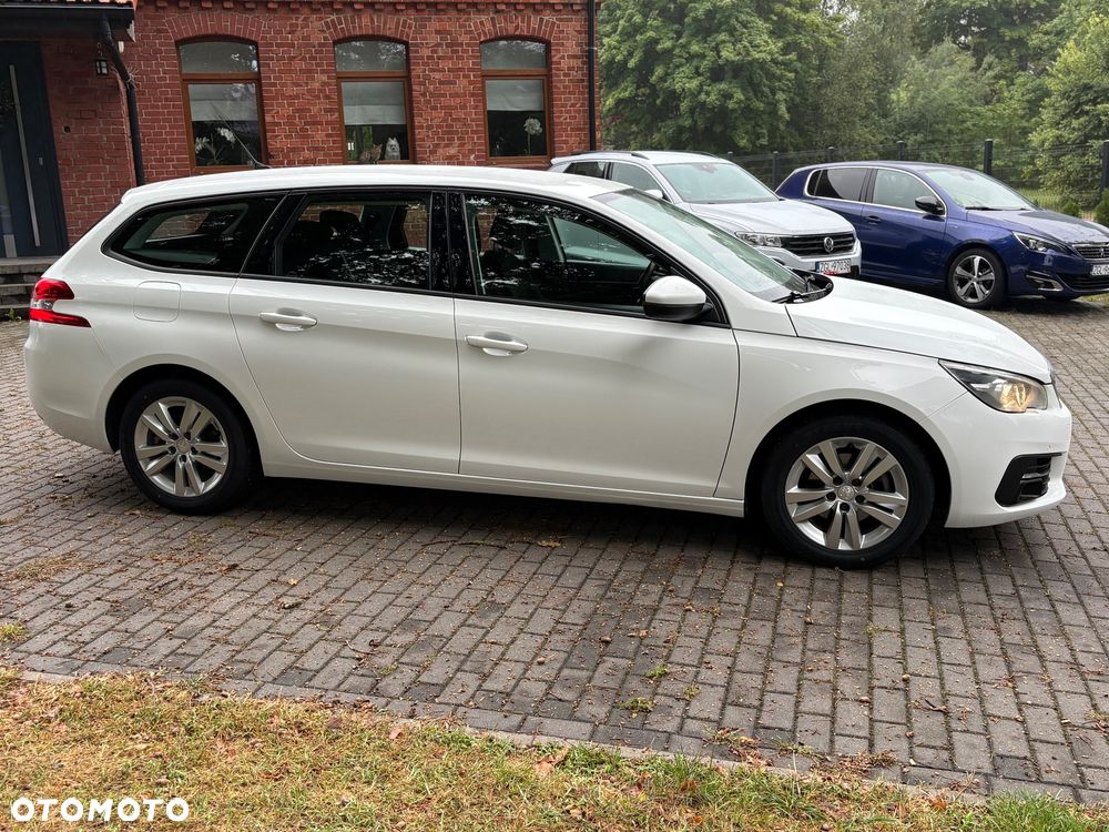 Peugeot 308 - 3