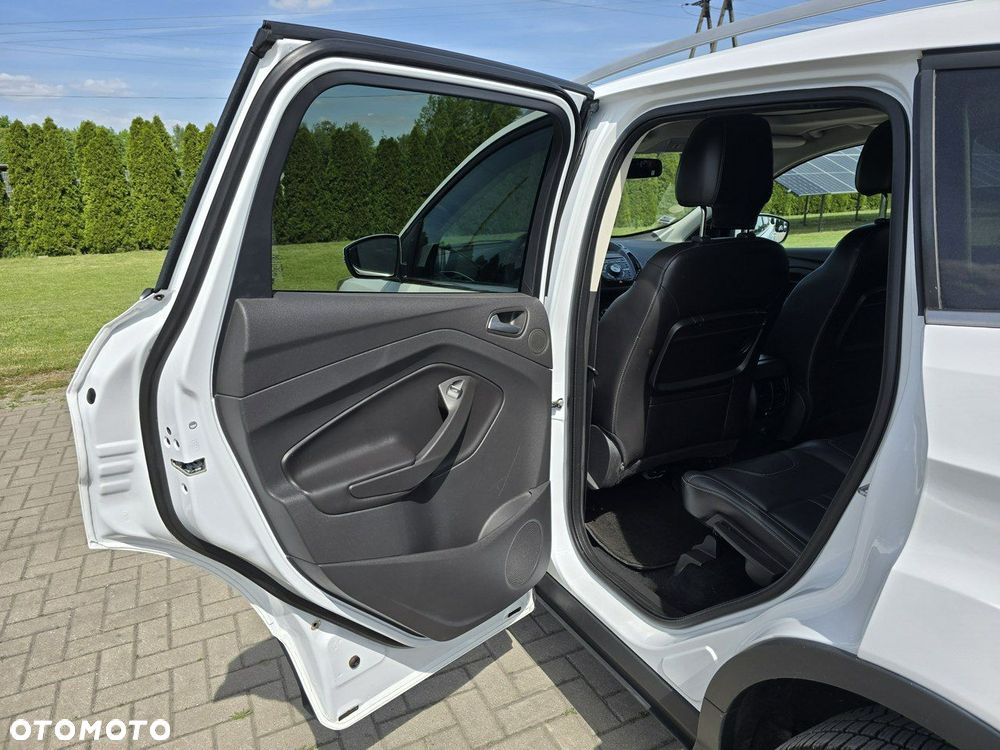 Ford Kuga - 19