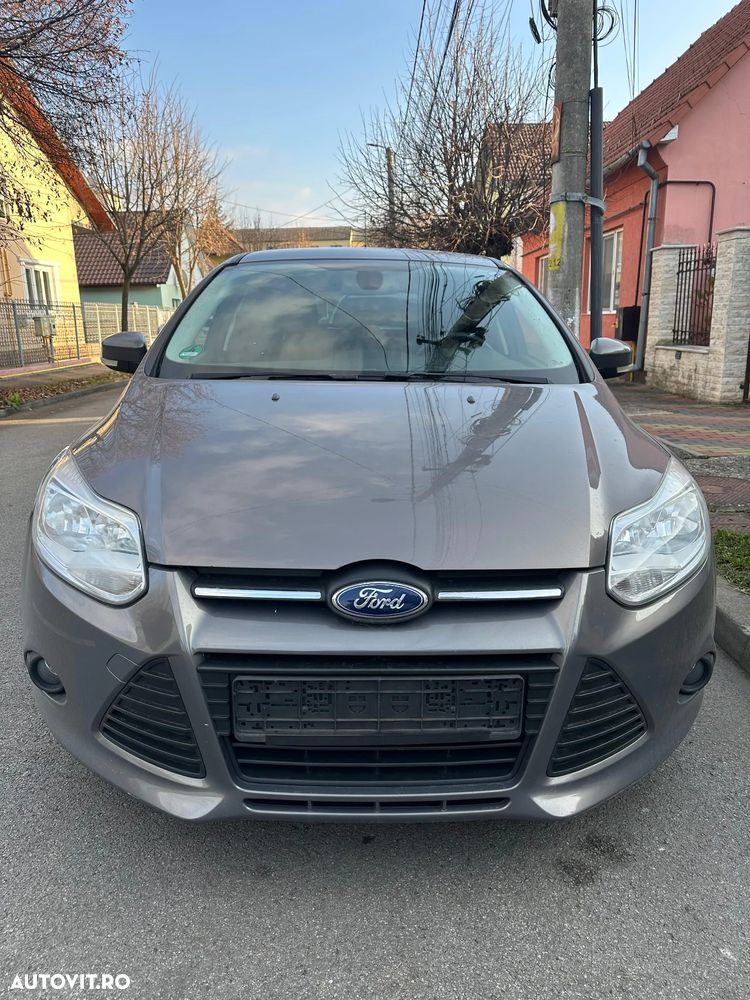 Ford Focus 2.0 TDCI DPF Aut. Titanium - 2
