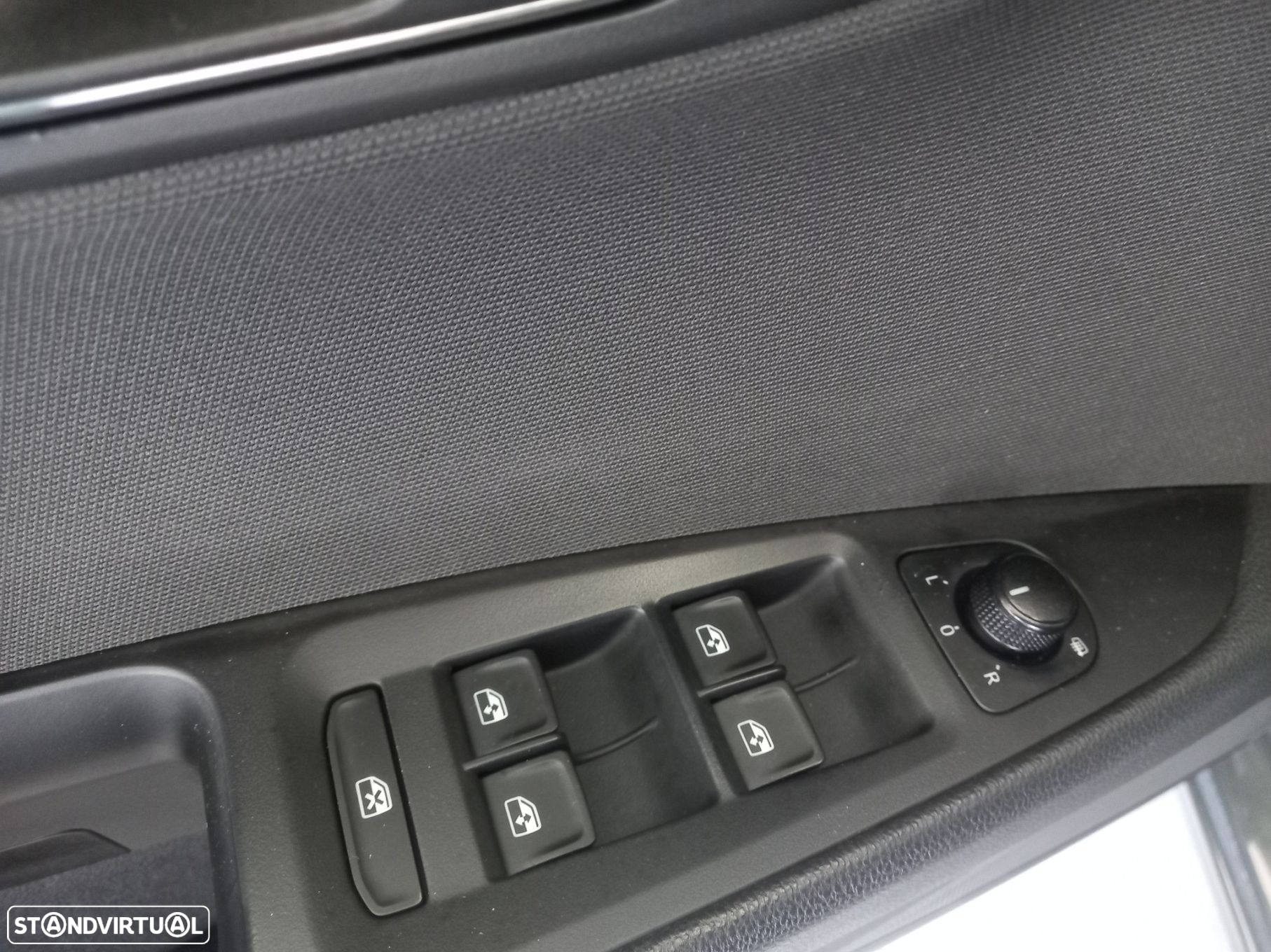 SEAT Leon ST 1.6 TDI Style Ecomotive - 10
