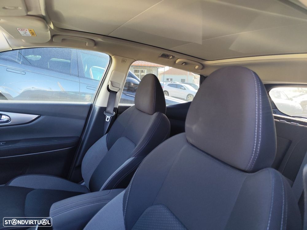 Nissan Qashqai 1.2 DIG-T Acenta Xtronic - 9