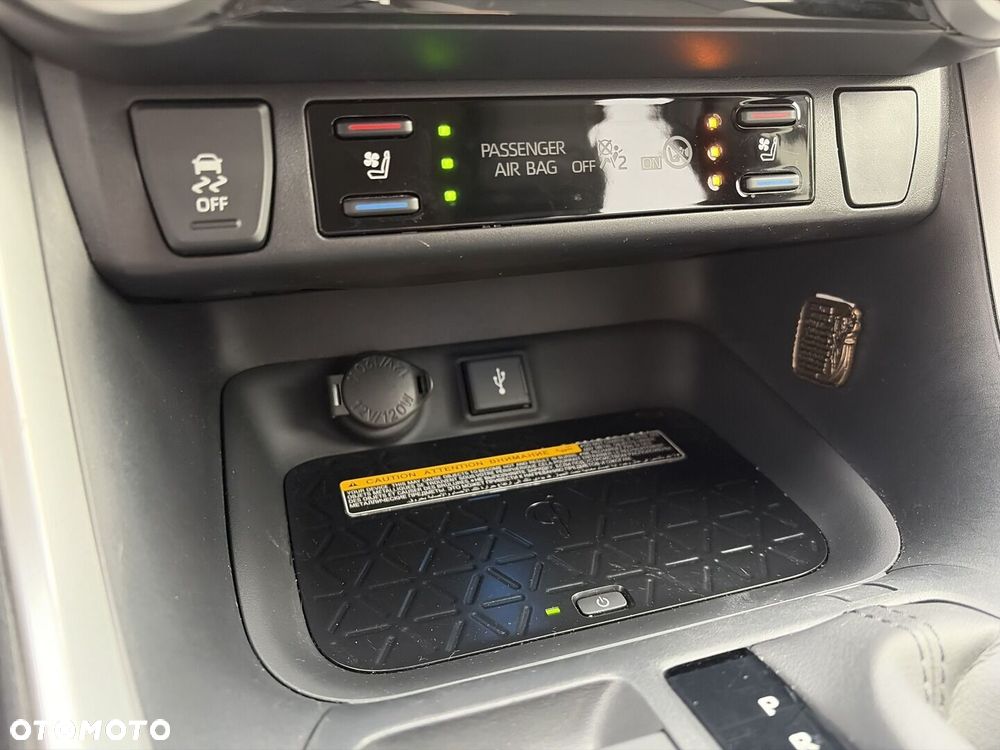 Toyota RAV4 2.5 Hybrid Executive 4x4 - 24