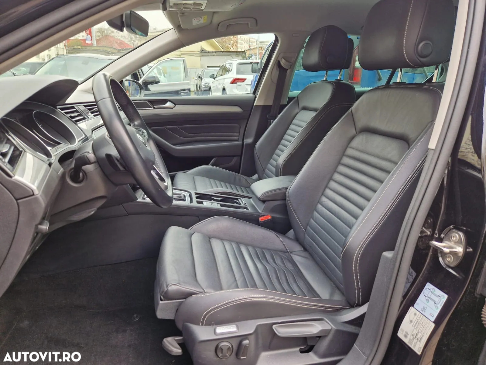 Volkswagen Passat 1.5 TSI ACT DSG Comfortline - 8