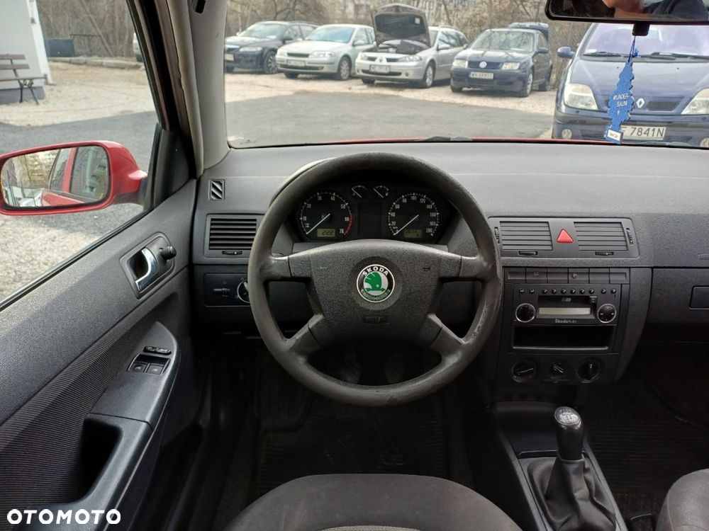 Skoda Fabia - 8