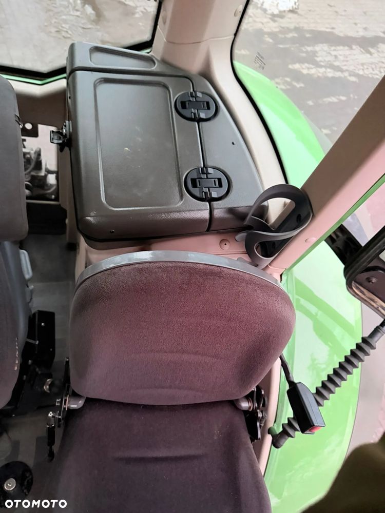 Fendt 828 Vario Profi Plus - 32