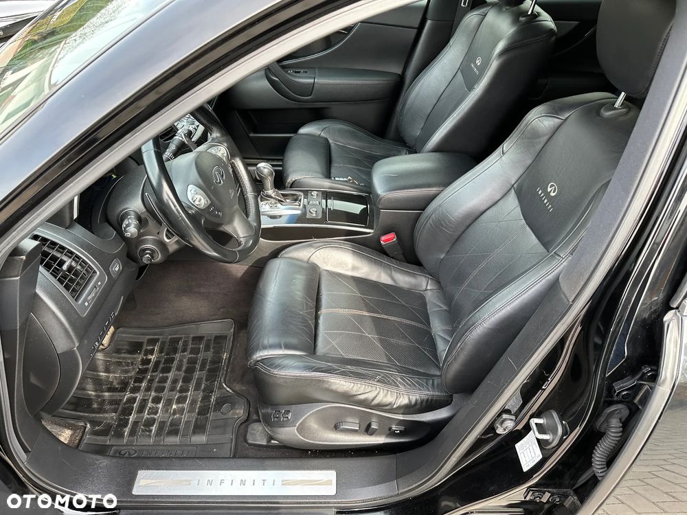 Infiniti FX - 20