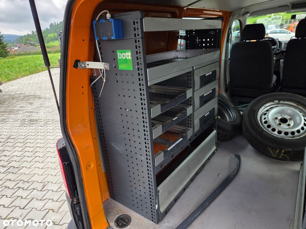 Volkswagen Transporter T6 - 16