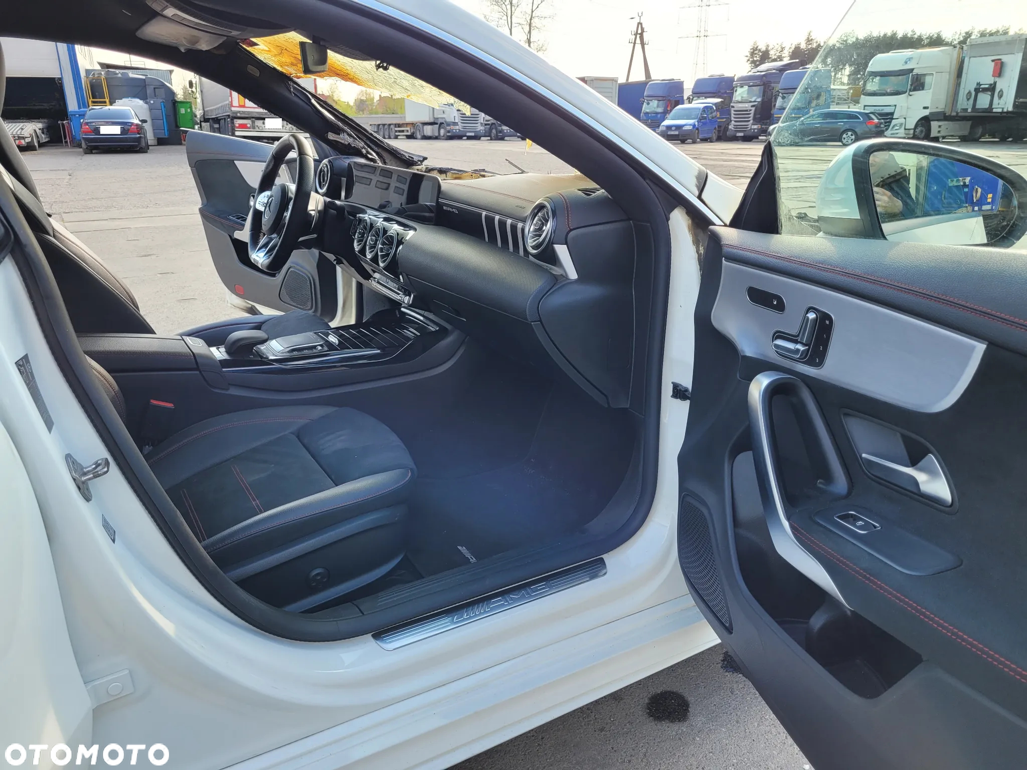 Mercedes-Benz CLA AMG 45 4-Matic 8G-DCT - 4