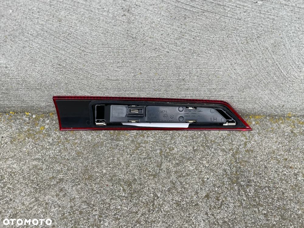 LAMPA TYLNA LEWA STOP FORD CUSTOM 2012-- NOWA LED - 2
