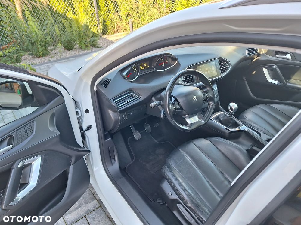Peugeot 308 1.6 BlueHDi Business Line S&S - 18