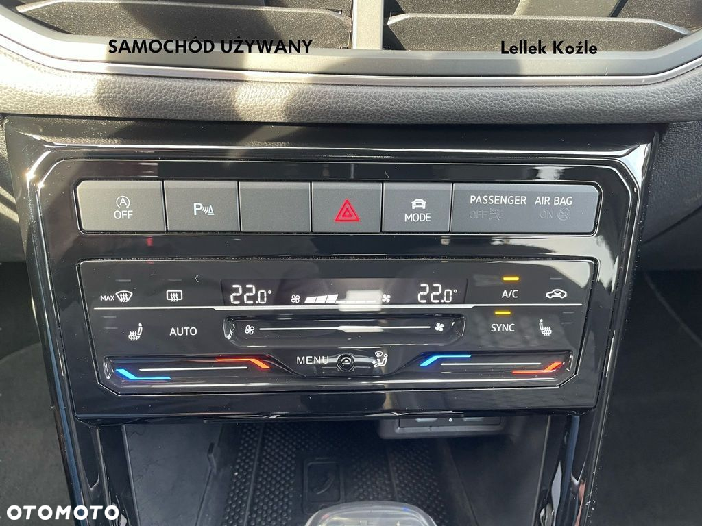 Volkswagen T-Cross - 13