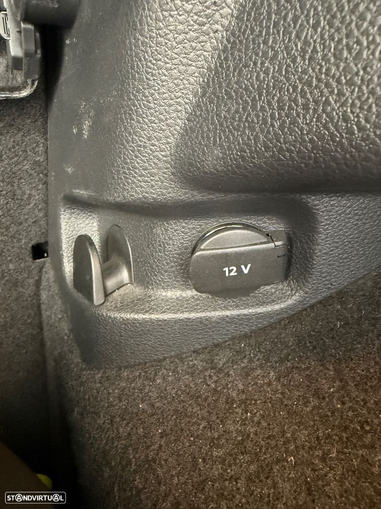 VW Golf 1.6 TDI Trendline - 32