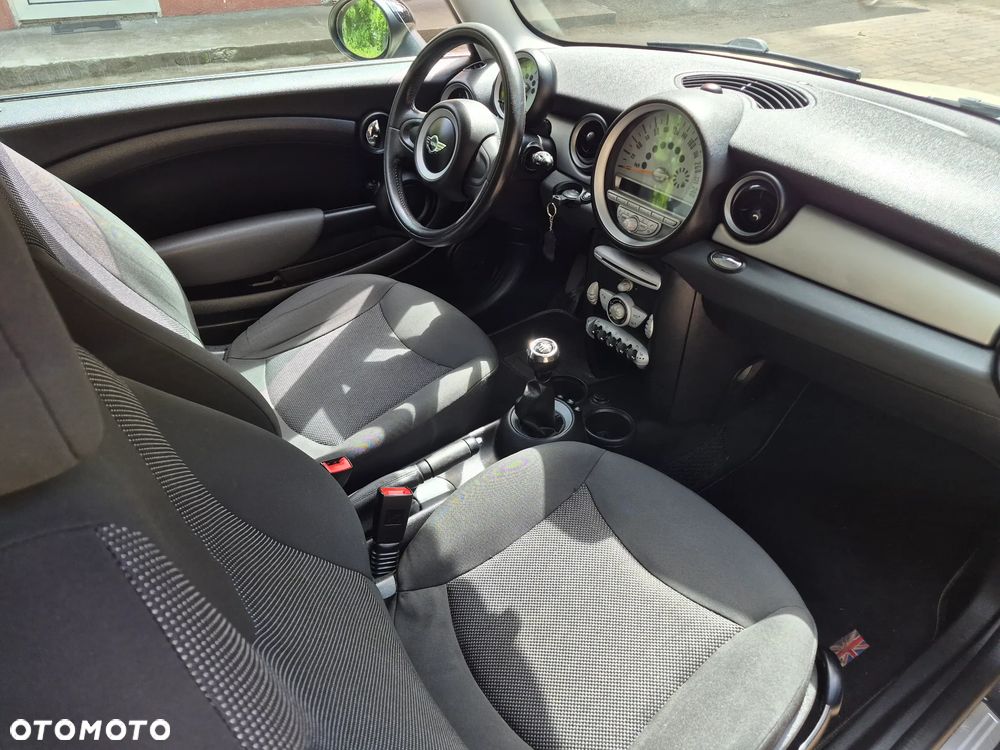 MINI ONE Standard - 7