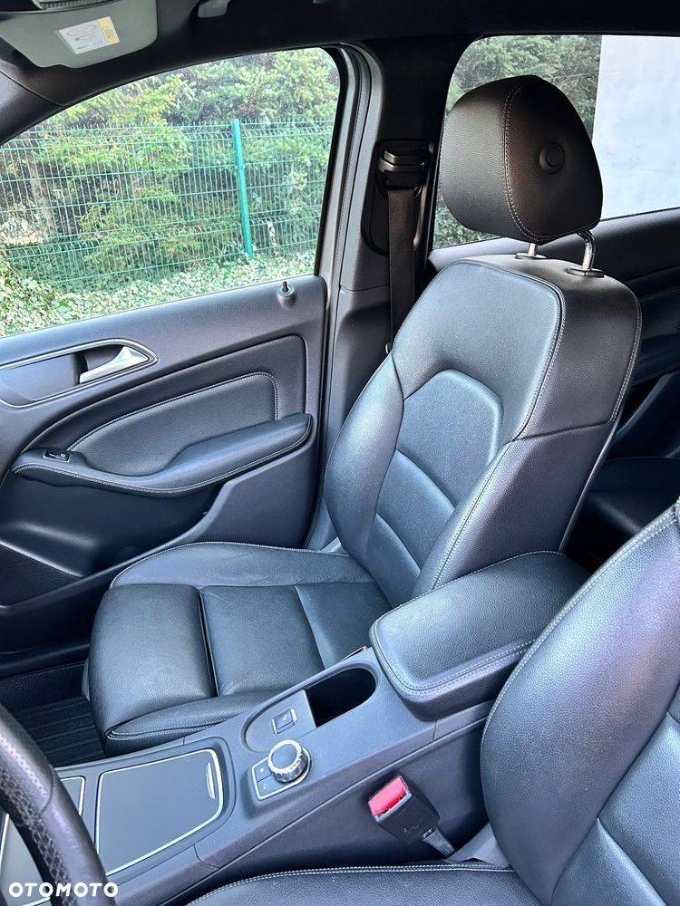 Mercedes-Benz Klasa B 200 (CDI) d 4Matic 7G-DCT Style - 19