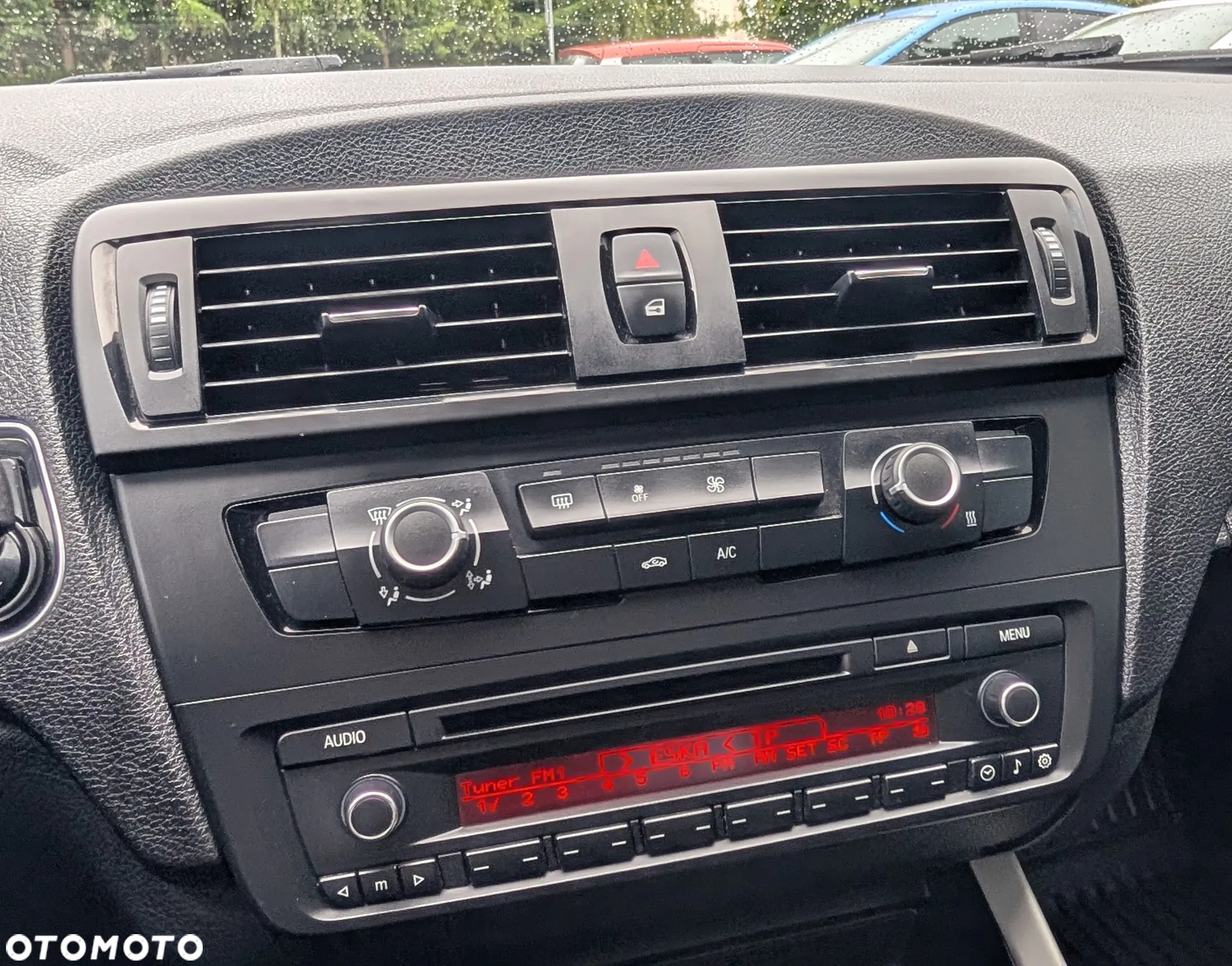 BMW Seria 1 114d - 24