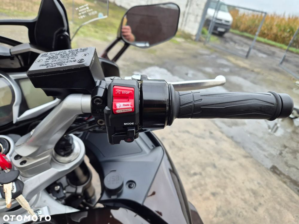 Yamaha FJR - 13