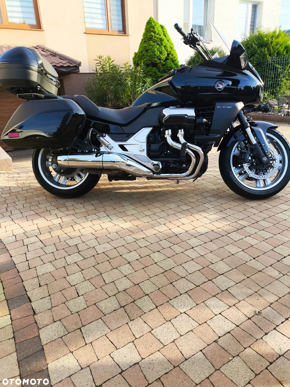 Honda CTX - 30
