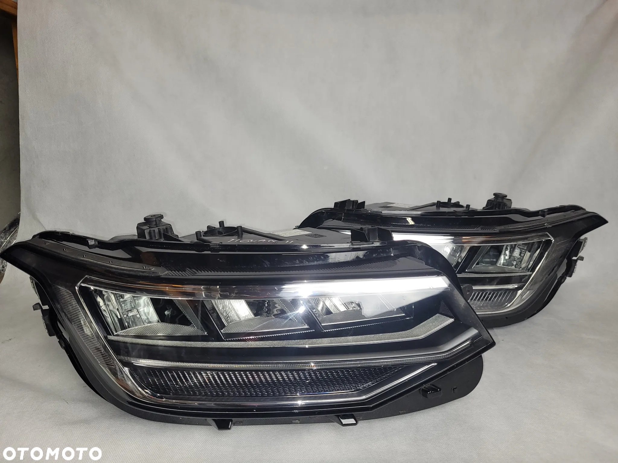 VW TIGUAN II -LAMPA PRZEDNIA PRZÓD FULL LED - 2