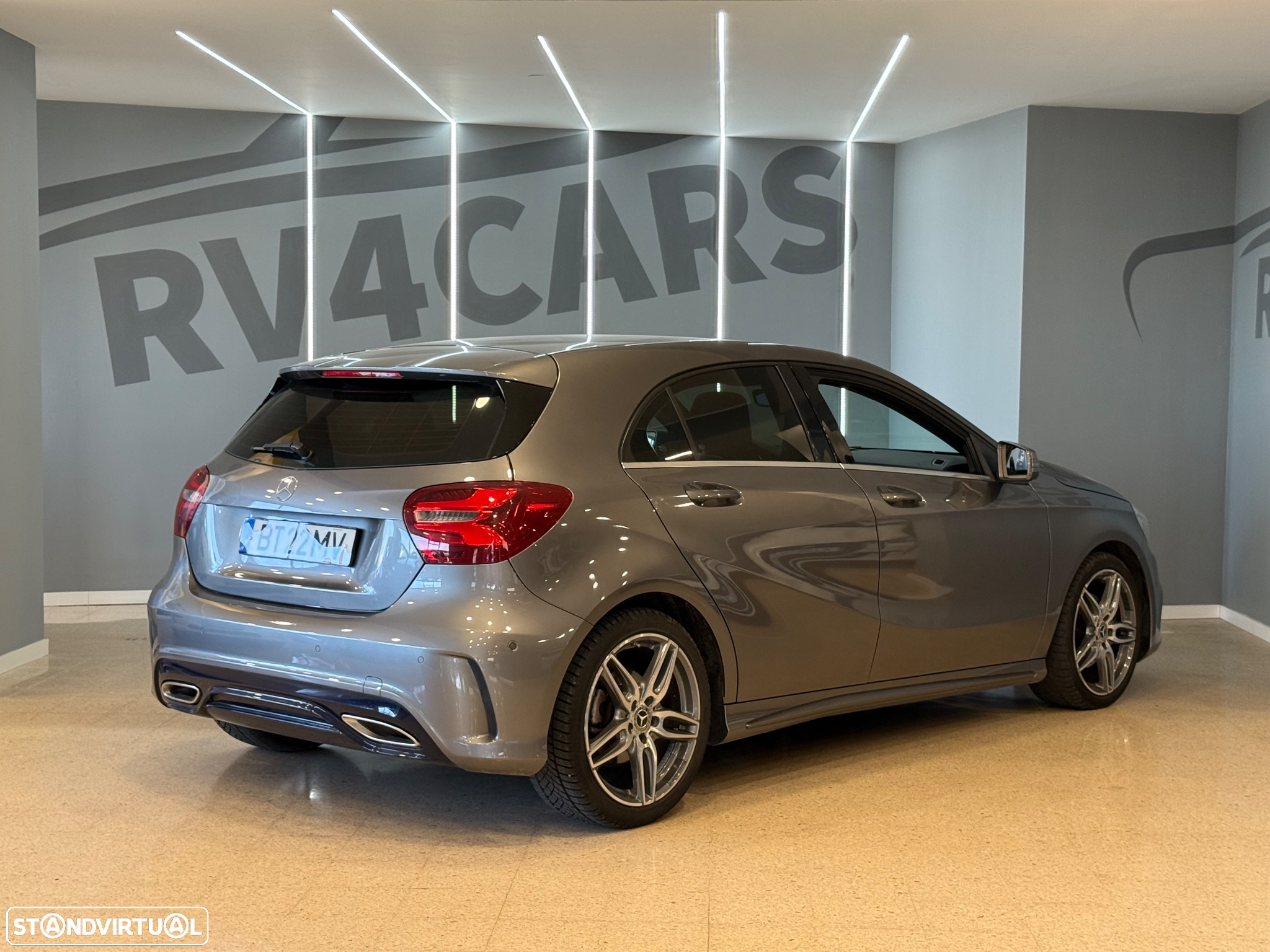 Mercedes-Benz A 180 d 7G-DCT AMG Line - 8