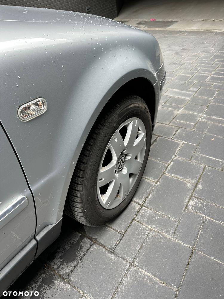 Volkswagen Passat 2.8 V6 4Mot Highline Tiptr - 10