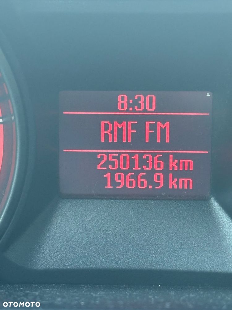 Ford S-Max 2.0 TDCi DPF Titanium - 13