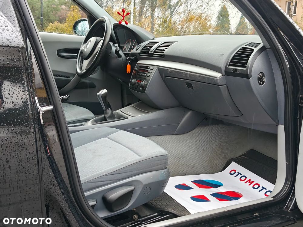 BMW Seria 3 318i - 17