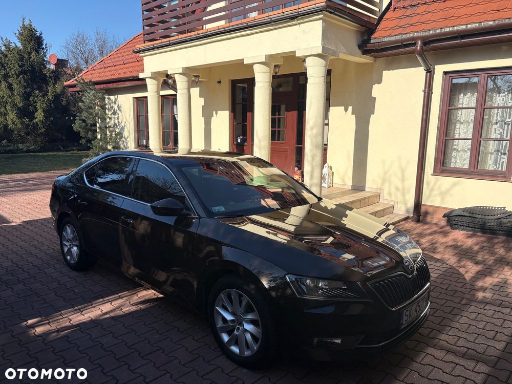 Skoda Superb 1.5 TSI Ambition - 11