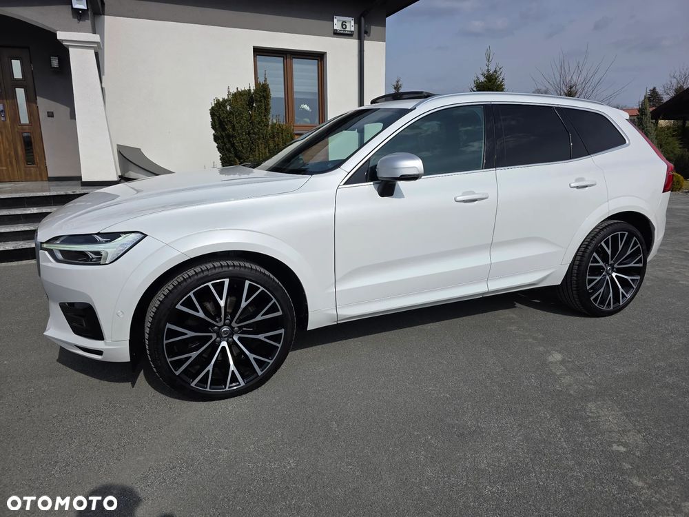 Volvo XC 60 D5 AWD R-Design - 2