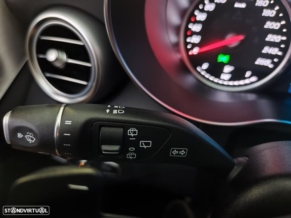 Mercedes-Benz C 300 de Avantgarde - 16