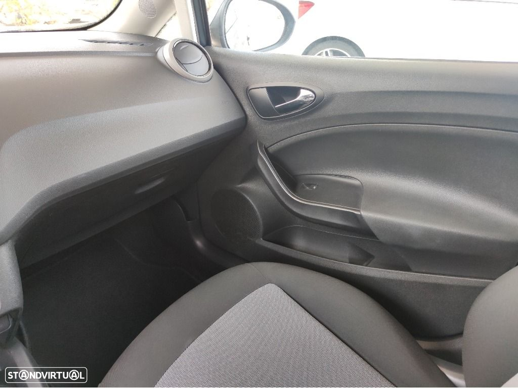 SEAT Ibiza ST 1.0 Reference - 35
