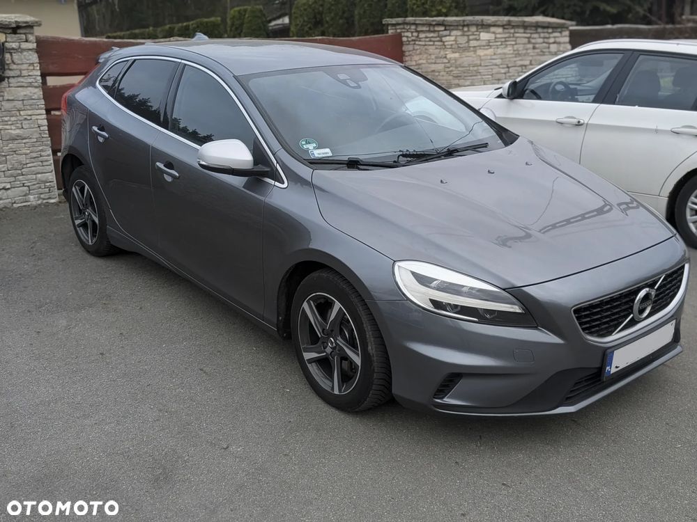 Volvo V40 D3 Geartronic RDesign - 2