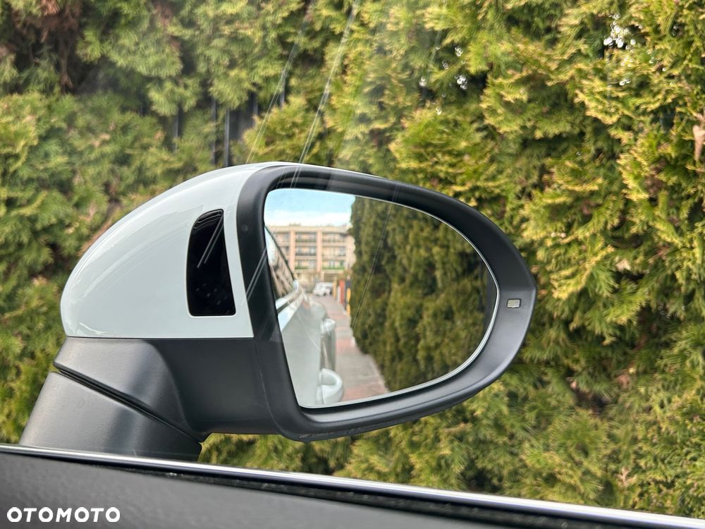 Volkswagen Arteon 2.0 TDI Bi-Turbo SCR 4Mot R-Line DSG - 36