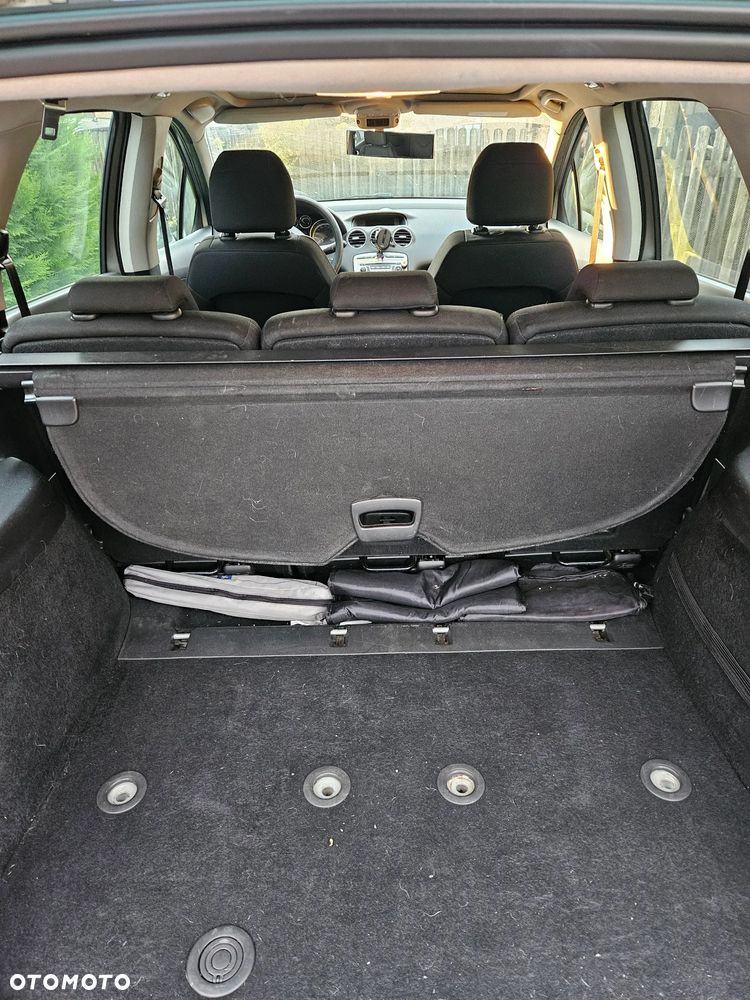 Peugeot 308 1.6 HDi Presence - 7