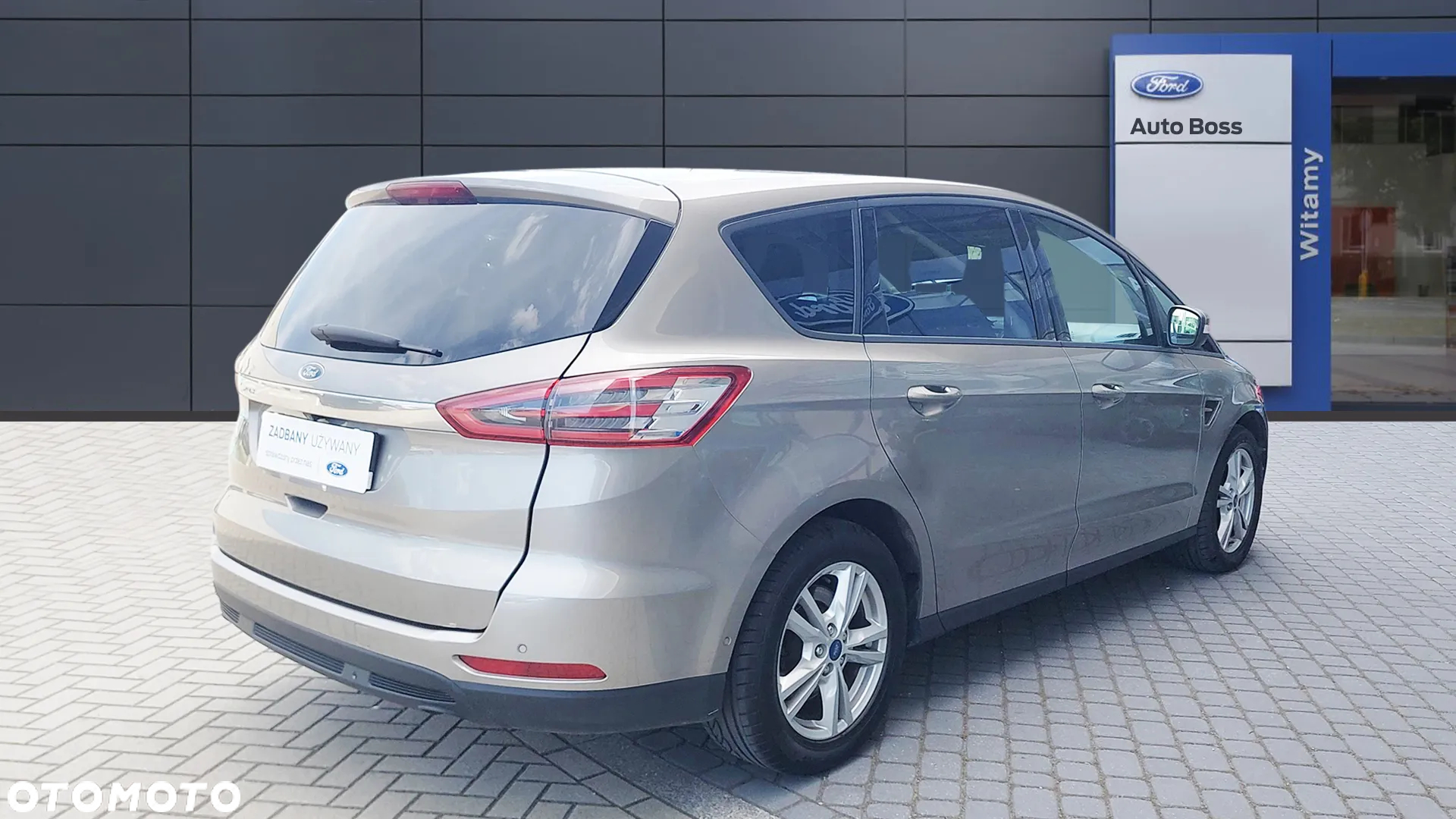 Ford S-Max - 9