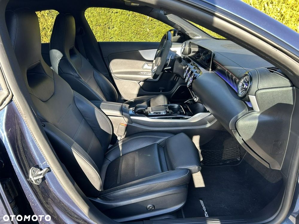 Mercedes-Benz CLA AMG 35 4-Matic 7G-DCT - 8