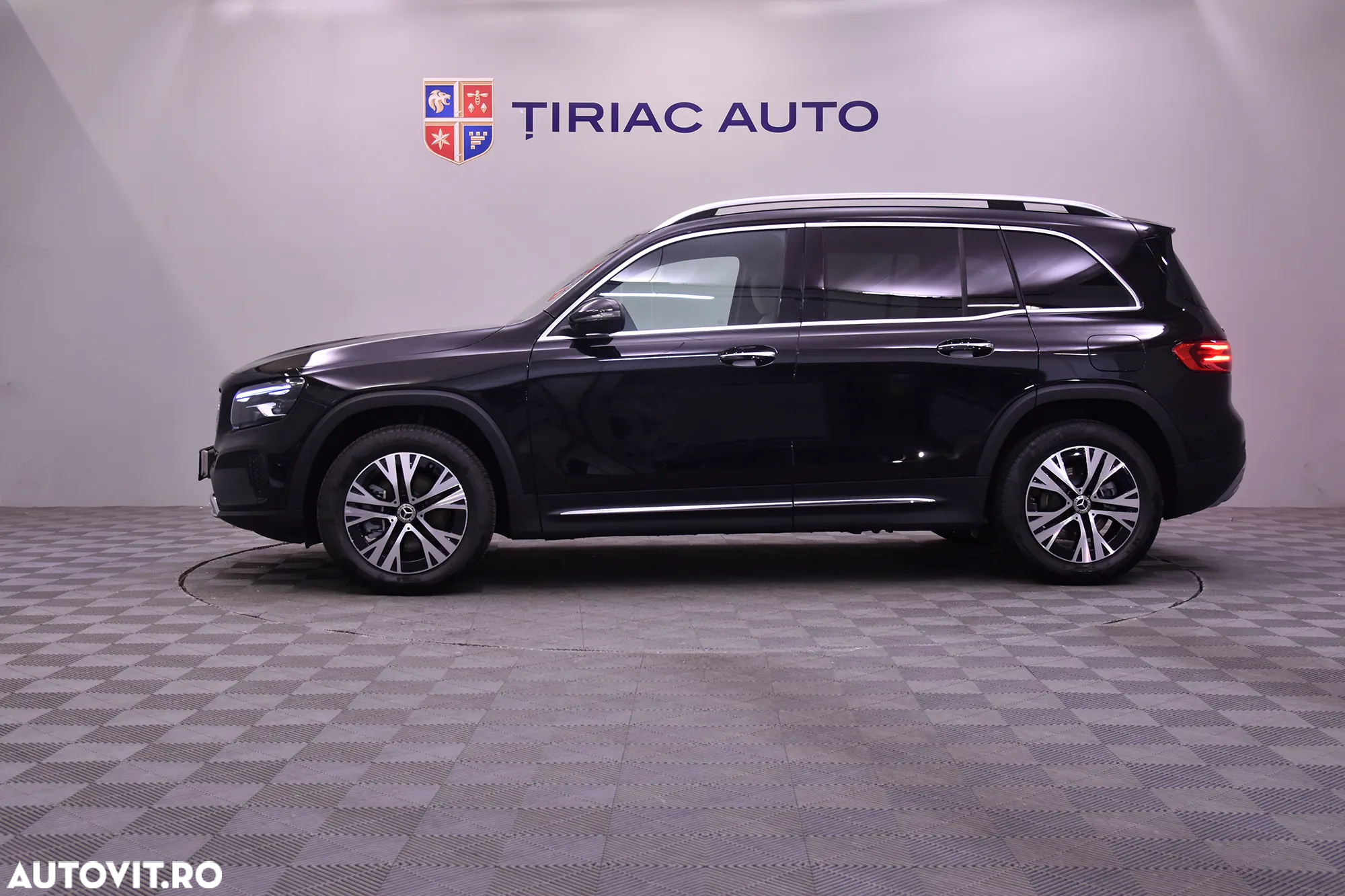Mercedes-Benz GLB 220 d 4MATIC Aut. - 2