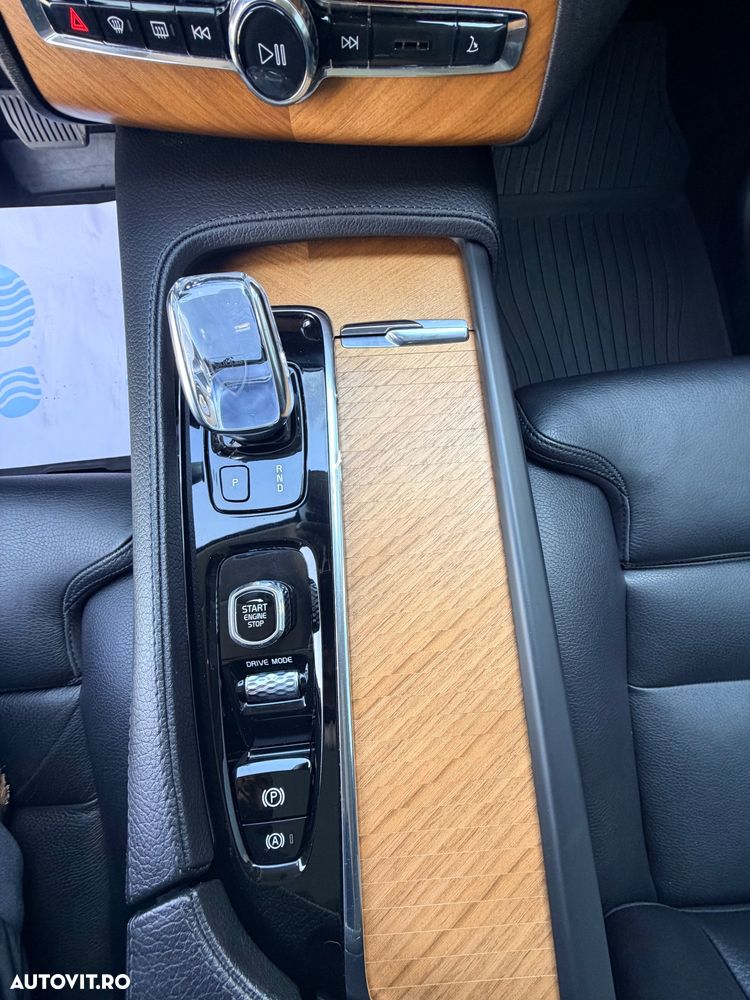 Volvo XC 90 B5 D AWD Geartronic Inscription - 22