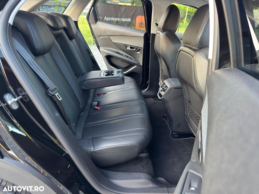 Peugeot 3008 - 25